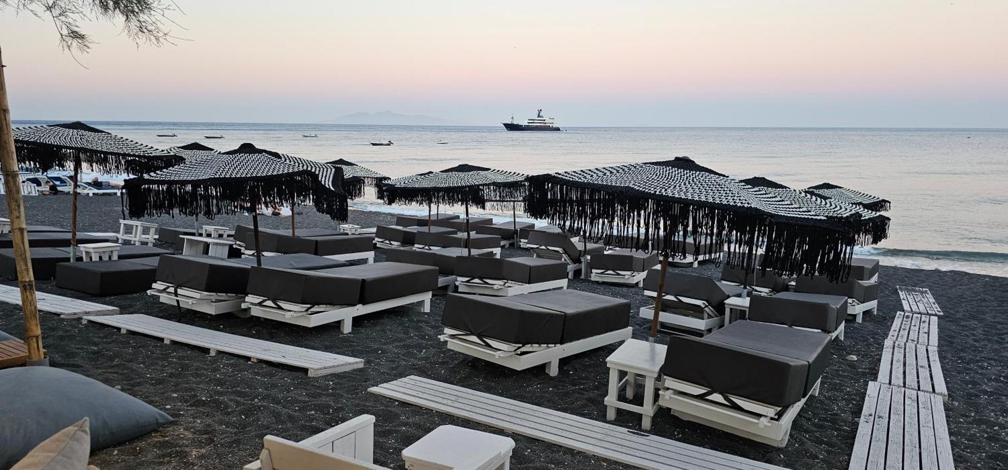 Apartment Pleasure Black Santorini *