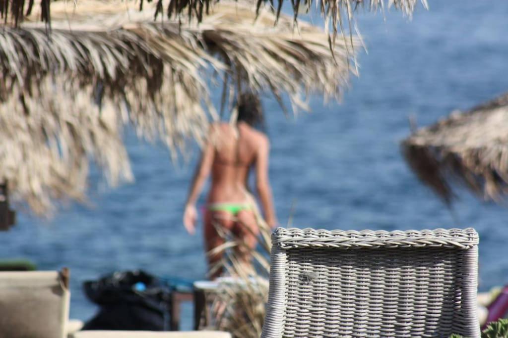 Pleasure Black Santorini *